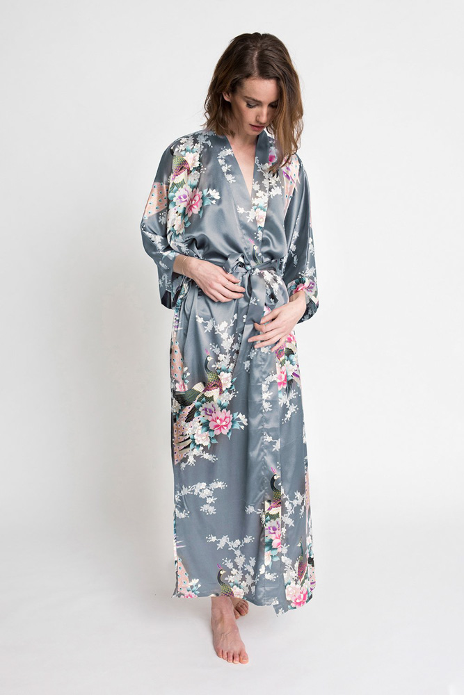 FIVE BEAUTIFUL KIMONO ROBES - Lala Medina